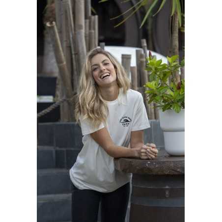 CAMISETA ONLY GOOD WAVES